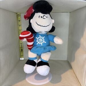 Peanuts LUCY musical Winter Christmas Plush 10" holding plush candy cane